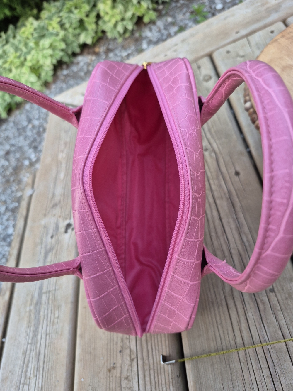 Estée Lauder Pink Faux Croc Top Handle Barrel Bag - Y2K Barbiecore - Picture 10 of 14